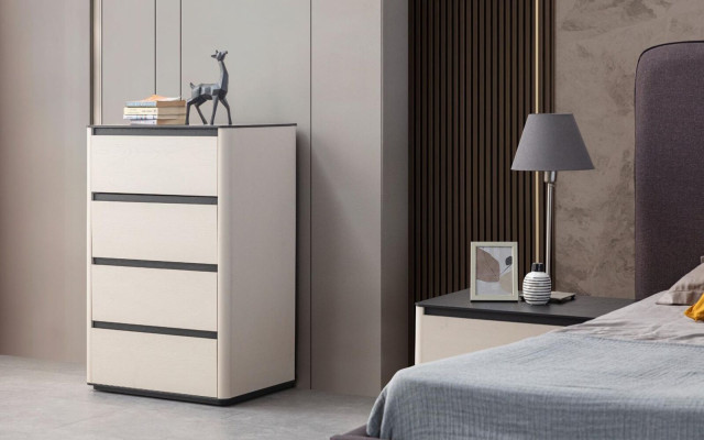 Beige houten dressoir 4-deurs houten kast Slaapkamer Luxe inbouwkast