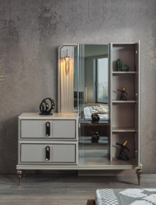 Exclusieve houten commode Luxe spiegel Slaapkamer Edele stijlvolle meubels