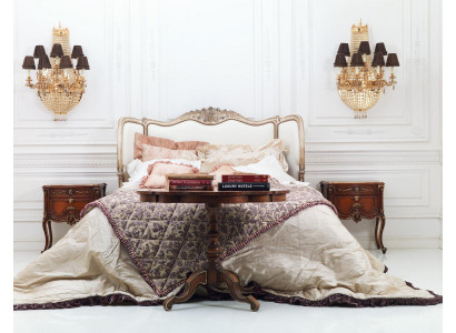 Klassiek bed tweepersoonsbed Chesterfield luxe meubels Italiaanse inrichting