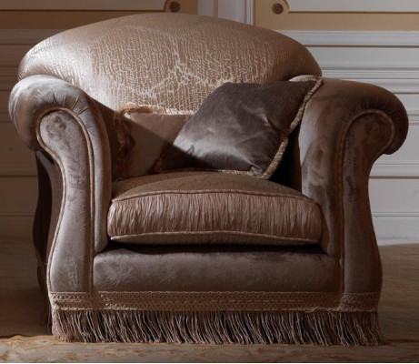 Luxe fauteuil gestoffeerde troon massief hout Italiaanse meubels eenpersoons landelijke stijl
