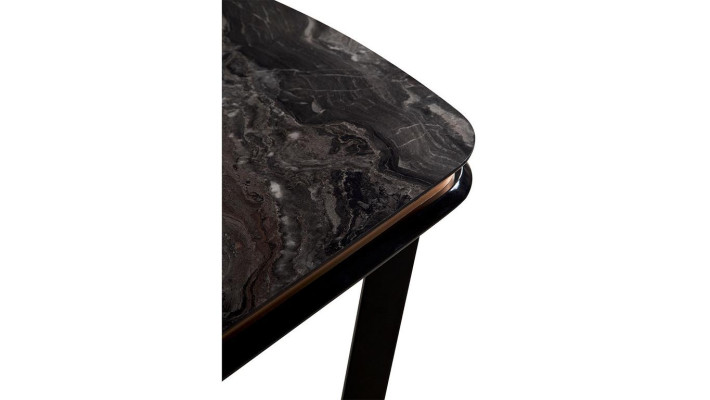 Luxe eetkamerset bestaande uit eettafel en 4 stoelen, nieuwheid 5-delig.