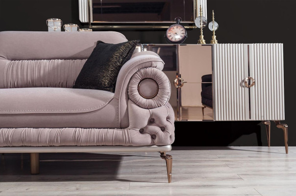 Stijlvolle woonkamer set ontwerper driezitsbank fauteuil salontafel