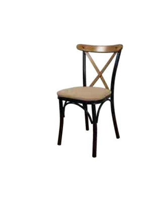 Een houten stoel met een zachte zitting en een ronde rug voor in uw eetkamer.