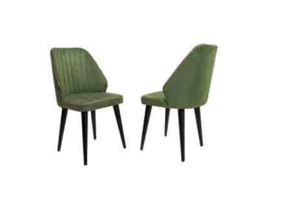 Groene stoel op zwarte houten poten voor de eetkamer, nieuw comfortabel model.