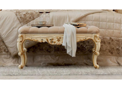 Luxe Chesterfield poef bijzettafel gestoffeerde bank slaapkamer