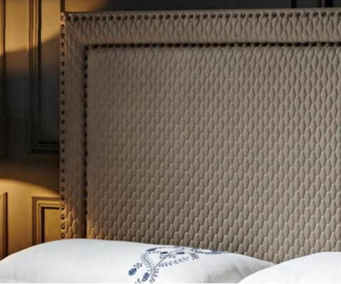 Bed 3-delig. Slaapkamer set Ontwerp Luxe Slaapkamer Hotelmeubilair 2x Nachtkastje