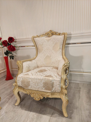 Sofaset Bankstel 3+1 Zits Fauteuil Tafel Gesneden Poten Salontafel 3-delig.