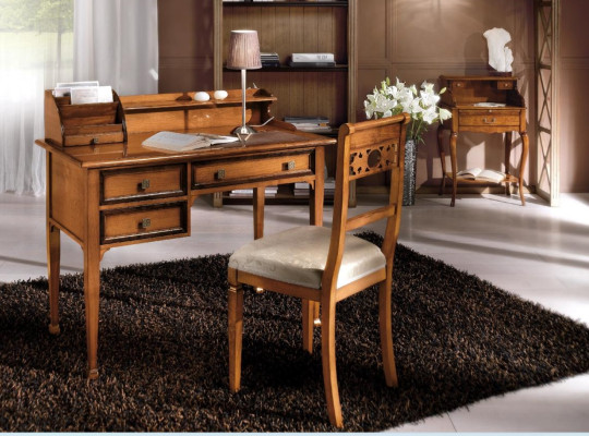 Secretaris bureau Italiaanse stijl meubelen inrichting massief houten bureau table