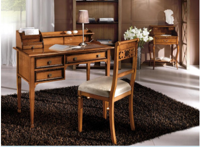 Secretaris bureau Italiaanse stijl meubelen inrichting massief houten bureau table