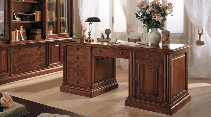 Schrijftafel Italiaanse tafel bureaus computermobielen tafels meubels Italië.