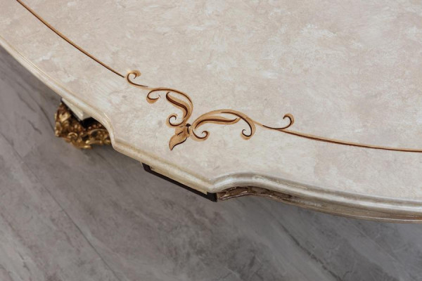 Klassieke luxe houten tafel in barok en rococo antieke stijl voor eet- en woonkamers nieuw