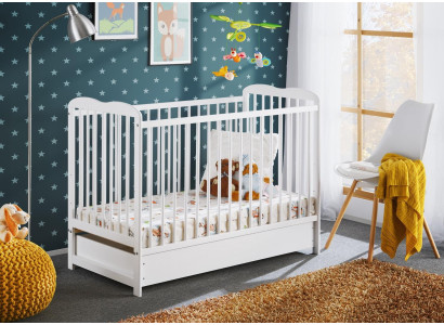 Kinderkamer bed inrichting ontwerp moderne babybed nieuw luxe houten meubels