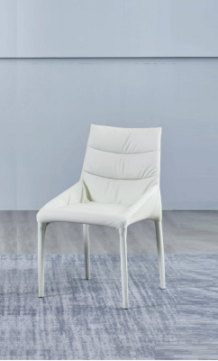 Eetkamer Witte eenzitter designerstoel houten frame armstoelen