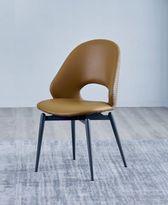 Bruine leren stoel Moderne eetkamerfauteuil Stijlvolle houten stoelen