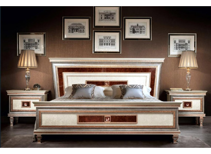 Bed 2x Nightstands 3-piece. Italiaanse Meubels Slaapkamer Bedden Hout Nieuwe Set