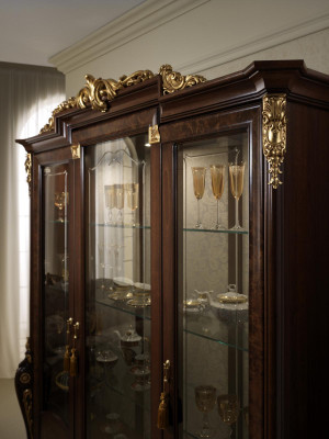 Luxe vitrine woonkamer meubelkast glazen vitrines designkasten commode