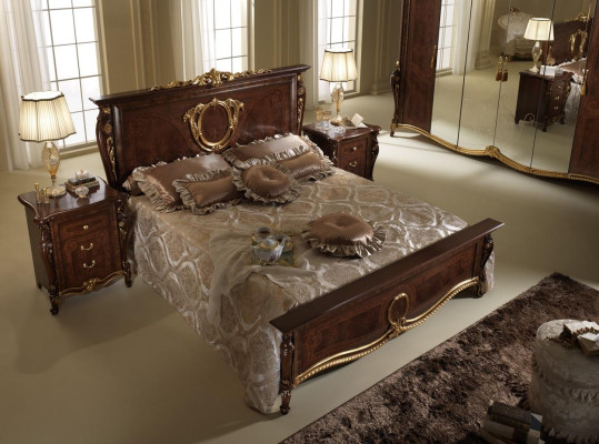 Klassieke slaapkamerset Bed 2x nachtkastje Luxe beddenmeubilair 3-delig hout Nieuw