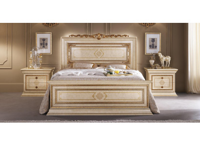 Bed 2x Bedside tables 3-piece. Italian bedroom furniture Beds Wood New Set