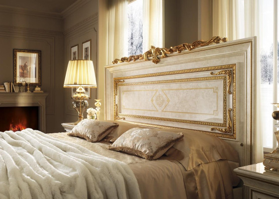 Bed 2x Bedside tables 3-piece. Italian bedroom furniture Beds Wood New Set