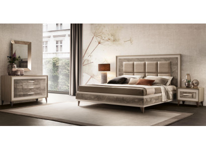 Modern slaapkamer set Bed Nachtkastje Commode Spiegel Nieuw 4-delig. arredoclassic