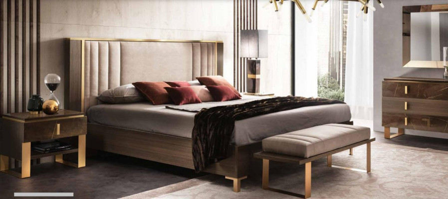 Modern slaapkamer set met bed, nachtkastje, krukje, 4-delige set.