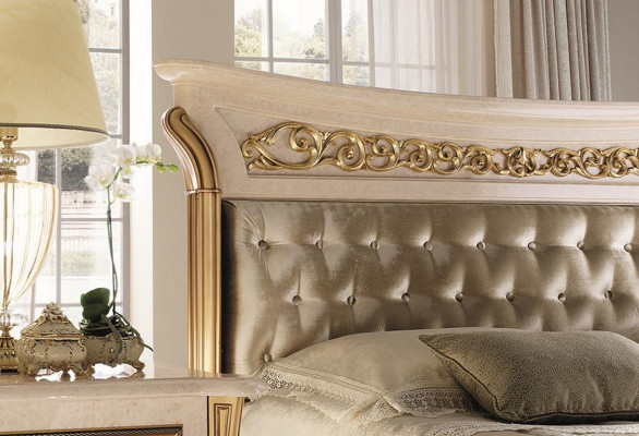 Klassiek designer houten bed slaapkamer luxe gestoffeerd meubilair dubbele bedden nieuw.