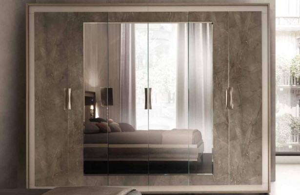 Klassieke antieke stijl kledingkast kast hout garderobe slaapkamer nieuw