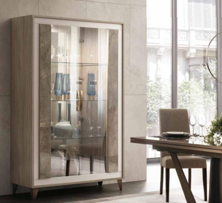 Kast vitrine kasten vitrines ladekast glazen designer kasten schappen