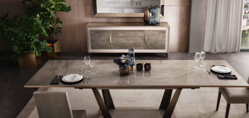 Italiaanse design eetkamerset met stoel tafel groep 5-delig Nieuw