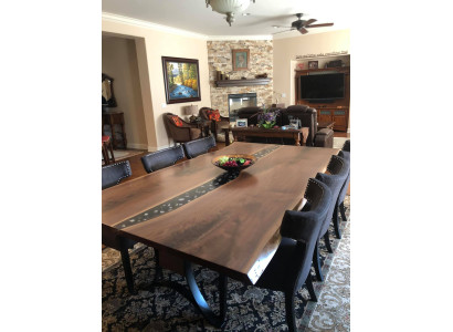 Tafel eettafel tafels epoxyhars epoxy waterval echt hout massief meubilair