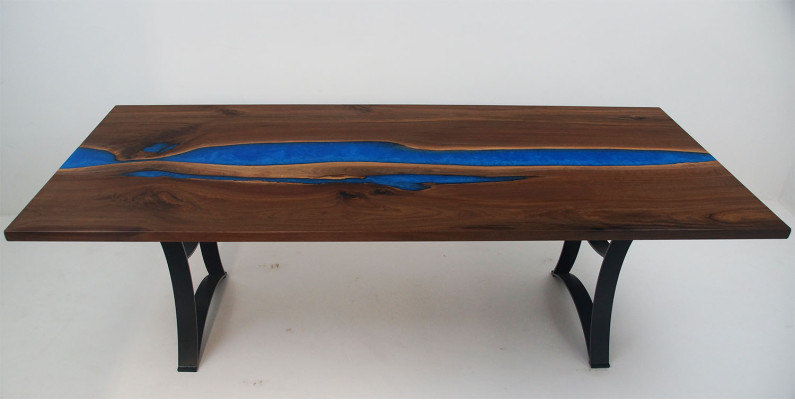 Eettafel Blue River Table Echt Hout 220x90 Tafels Epoxyhars Nieuw