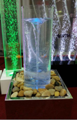 Blaasfontein Buiten Draaikolk Tornado Bel Blaas Tornado Fontein