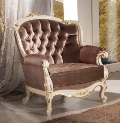 Klassieke woonkamer meubels Bank Bank Fauteuil Salontafel Bijzettafel 4-delig
