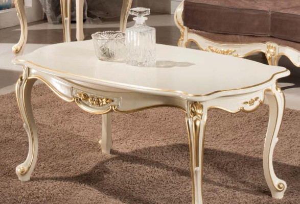 Klassieke woonkamer meubels Bank Bank Fauteuil Salontafel Bijzettafel 4-delig