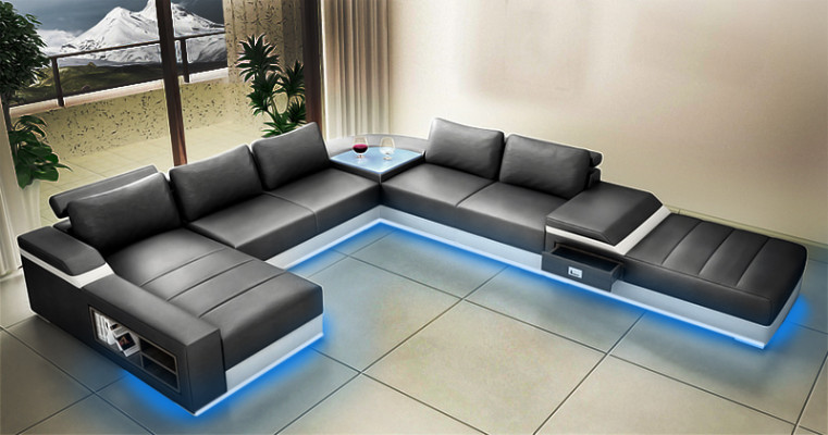 Designer-comfort U-vormige hoekbank met uitstekende bekleding.