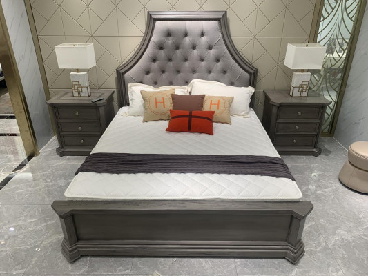 Tweepersoonsbed Bed Bedframe Bedden Huwelijksbed Gestoffeerd bed Hout Meubels Kleur grijs