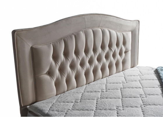 Bedden ontwerp Bedden Luxe Beige Bekleding Slaapkamer Meubels Zilver Chesterfield