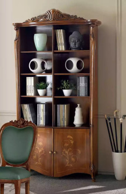 Woonkamer boekenkast Klassieke bruine meubelen Houten planken