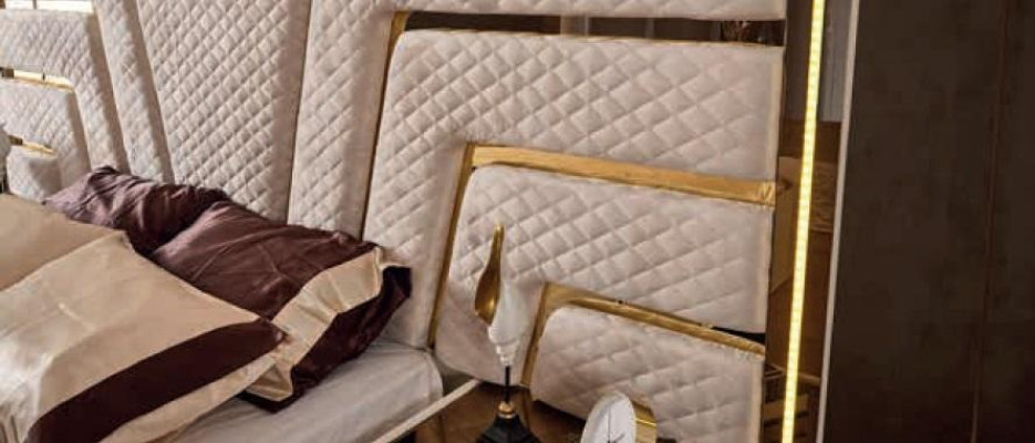 Verlicht bedontwerp Tweepersoonsbed Luxe bedden Bekleed slaapkamer