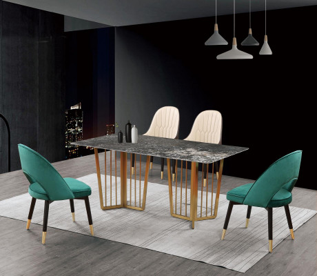 Compleet set eettafel, 4 stoelen, eetkamer eetgroep tafel.