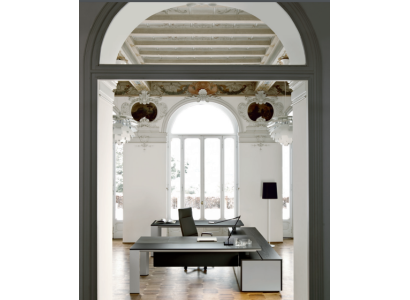 Schrijftafel Italiaanse tafel Schrijftafels Meubels Italië Tafels Computermeubels