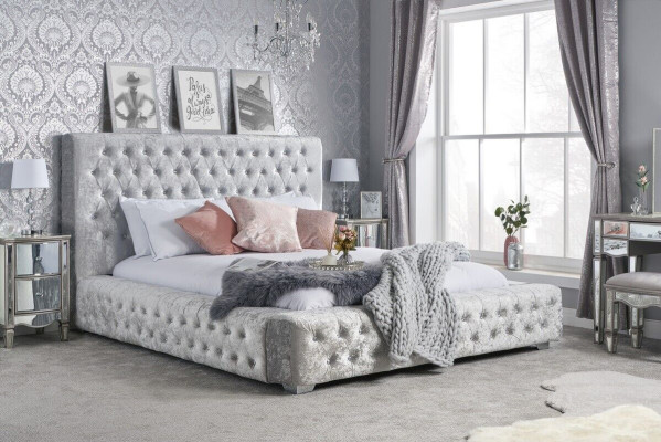Grijs Chesterfield bed met hoog hoofdeinde Designer Tweepersoonsbed