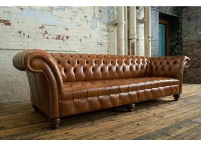 Bruine Chesterfield bank van leder, 4-zits XXL grote bank, nieuw gestoffeerd.
