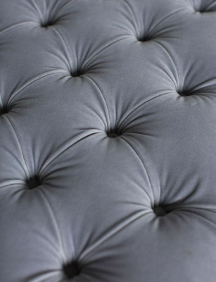 Groot luxe Chesterfield tweepersoonsbed gestoffeerde bedden slaapkamermeubels