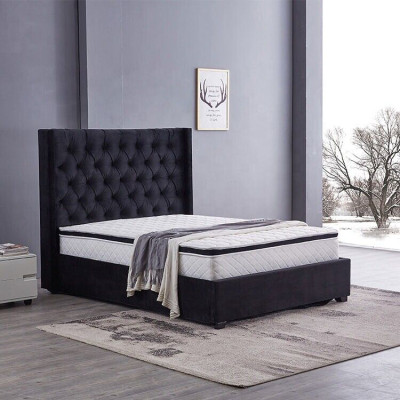 Moderne zwarte Chesterfield luxe bed textiel tweepersoonsbedden