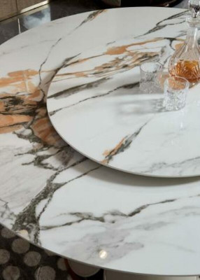 Eettafel 4x Stoelen Rond Luxe Eetkamer Set Design Groep Eetkamermeubilair 5-delig.