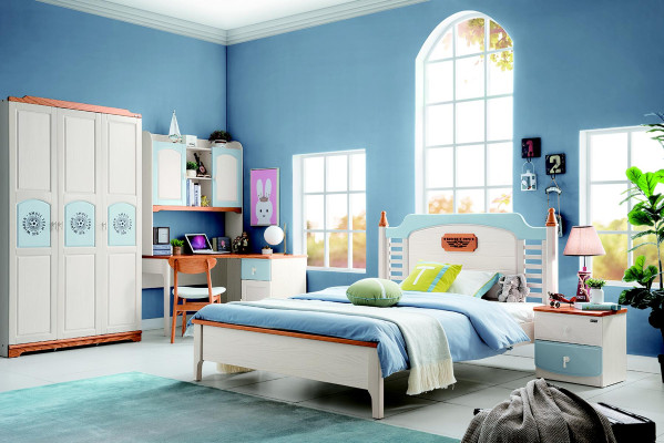 Slaapkamer set 5-delig. Bed 2x Nachtkastje Bureau Kinderbed Massief houten meubels