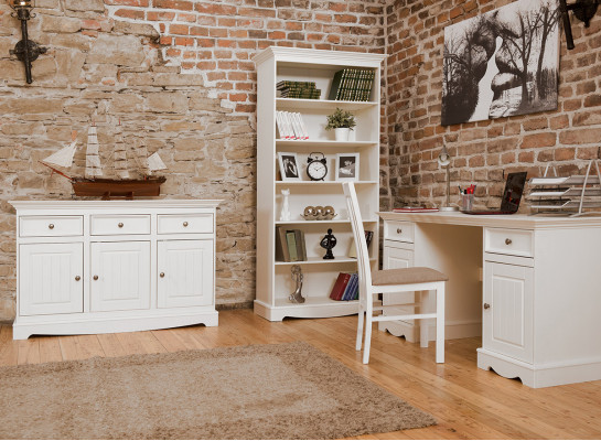 Landhuis bureau meubels werkkamer kantoormeubilair massief hout kantoortafel wit.