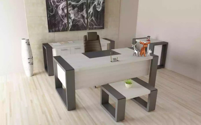 Grijze kantoorinrichting bureau archiefkast dressoir salontafel 3-delige set