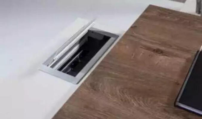 Ontwerpbureau Exclusieve kantoormeubelen Tafel Groot directiebureau